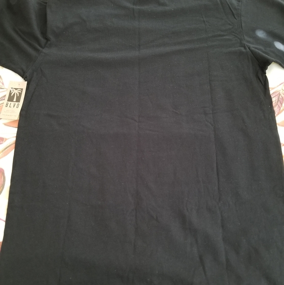 *3-for-$20* BLVD Supply Tee Shirt size XL - Picture 4 of 4